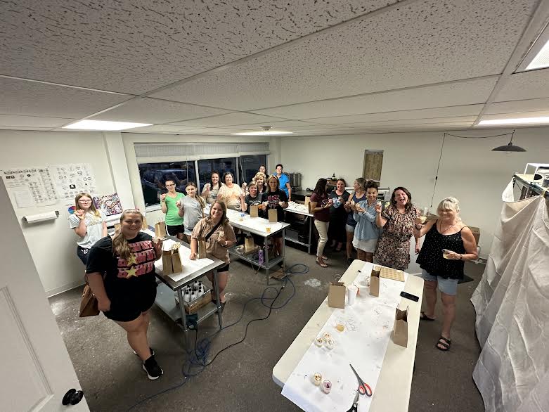 GoulFriends Candle making class