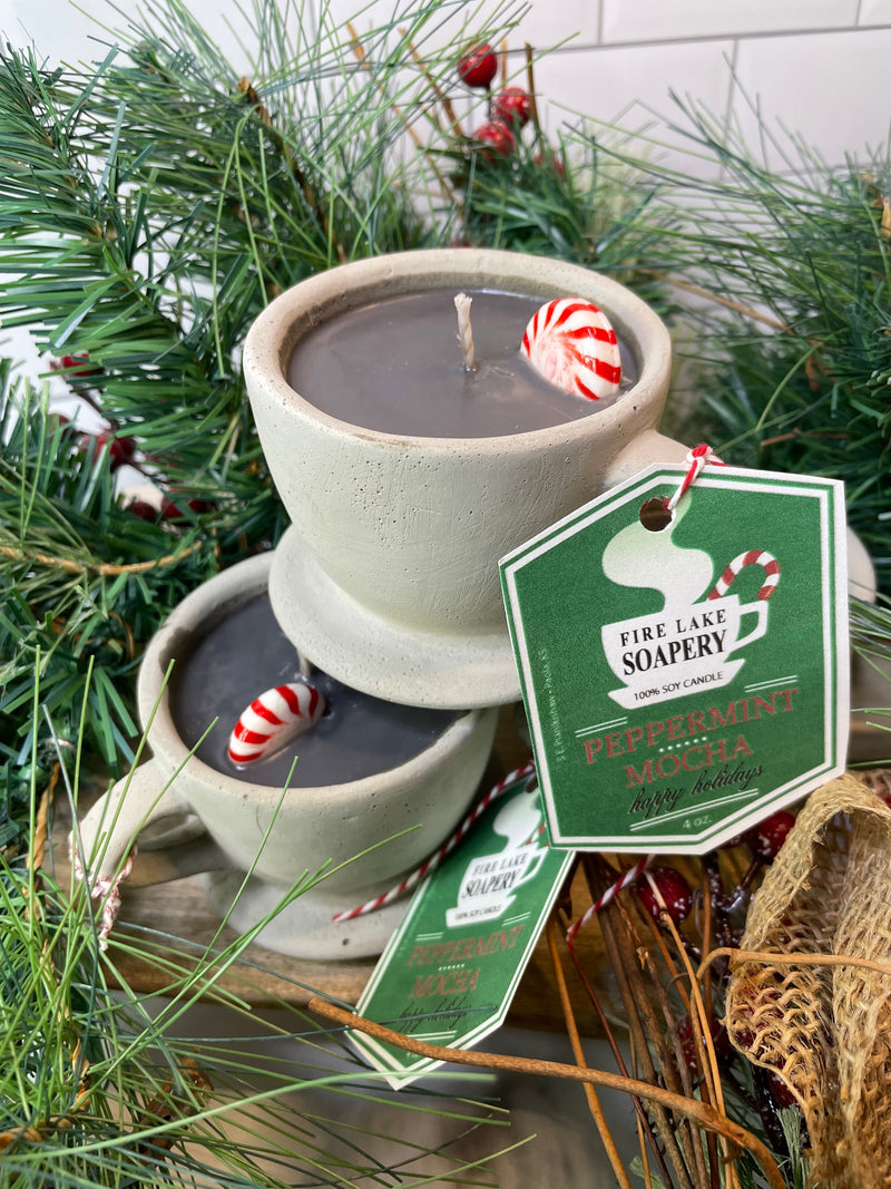 Hot Cocoa Peppermint Mocha Candle